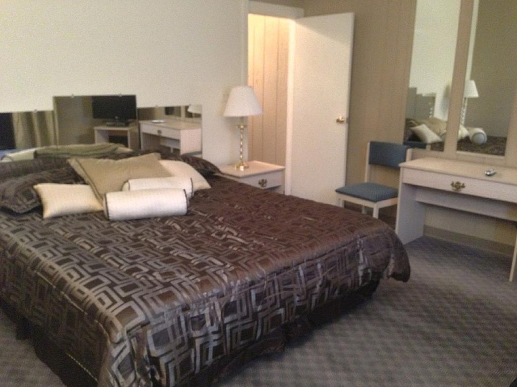 Caravan II Albergo New Castle Bagian luar foto