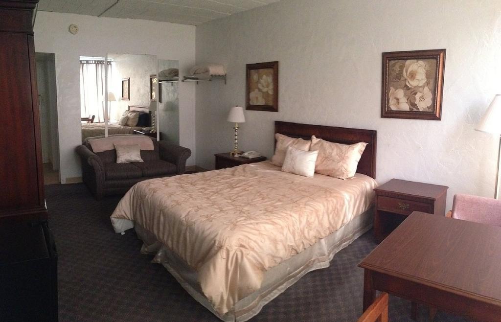 Caravan II Albergo New Castle Bagian luar foto