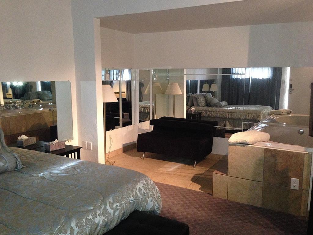 Caravan II Albergo New Castle Bagian luar foto